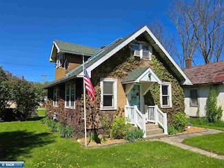 211 S 2nd St, Keewatin, MN 55753