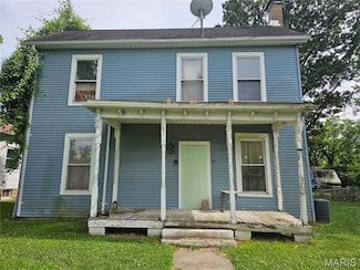 410 W Water St, Pinckneyville, IL 62274