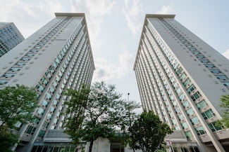 3600 N Lake Shore Dr Unit 2307, Chicago, IL 60613
