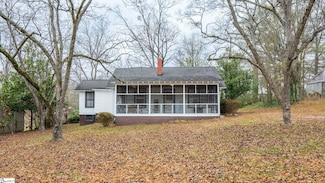 105 Grant St, Easley, SC 29640