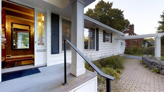 835 S Prospect St, Burlington, VT 05401