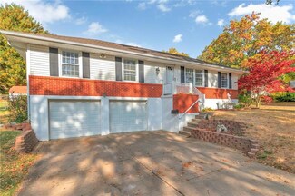 3716 S Adams Ave, Independence, MO 64055
