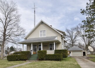 205 S Douglas St, Bronson, MI 49028