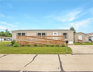 2631 Stoneyridge Dr, Madison, OH 44057