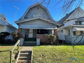 1016 Evesham Ave, Toledo, OH 43607
