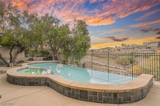 1327 Panini Dr, Henderson, NV 89052