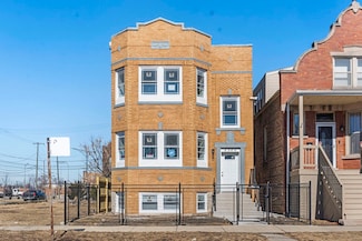 4944 W Polk St, Chicago, IL 60644