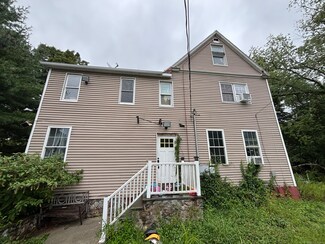 439 Piedmont St, Waterbury, CT 06706