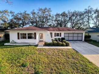 8414 Winding Wood Dr, Port Richey, FL 34668