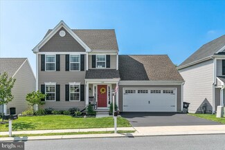 140 Kenneth Dr, Leola, PA 17540
