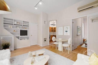 55 Hicks St Unit 1, Brooklyn, NY 11201