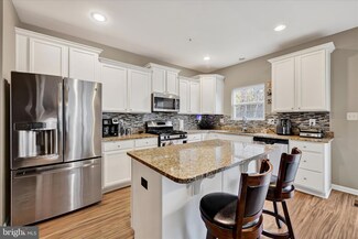 7011 Dannfield Ct, Glen Burnie, MD 21060