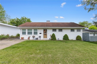 132 Hutchinson Dr, Saint Clairsville, OH 43950