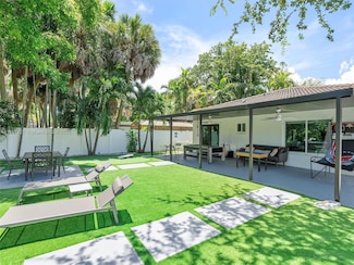 11843 W Biscayne Canal Rd, Miami, FL 33161