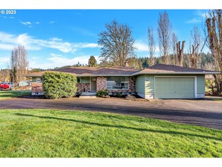 32213 Branch Rd, Scappoose, OR 97056