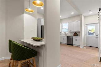 3113 Wyoming St, Saint Louis, MO 63118