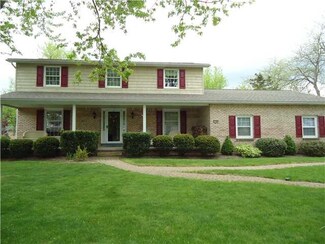 136 Cherrywood Dr, Williamsville, NY 14221