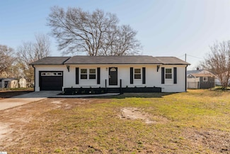 1209 S Main St, Fountain Inn, SC 29644