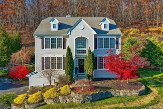 11 Heather Ridge, Highland Mills, NY 10930