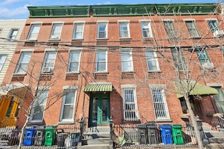 47-08 11th St, Long Island City, NY 11101