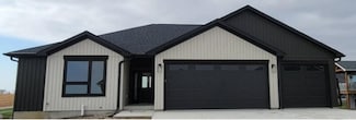 2810 Sheridan Dr, Norfolk, NE 68701