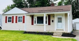1903 E Beaumont Rd, Columbus, OH 43224