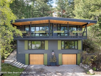 735 Snow King Dr, Jackson, WY 83001