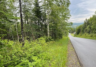 97 Third Ave, Fort Kent, ME 04743