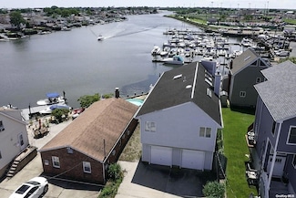 121 Williamson St, East Rockaway, NY 11518