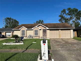 11718 Steamboat Springs Dr, Houston, TX 77067