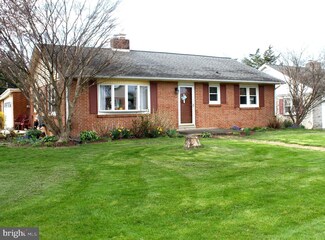 836 W View Ave, Manheim, PA 17545