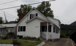 1004 E Riverview Dr, Belle, WV 25015