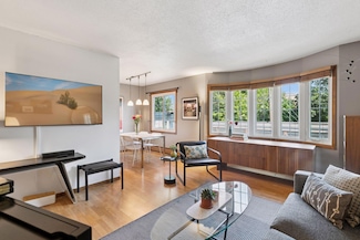 6222 W 35th St Unit 14, Saint Louis Park, MN 55416