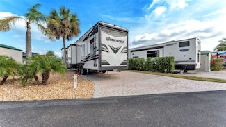 16404 Bay St, Four Corners, FL 34714