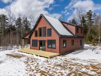 18 Thayer Way, Bethel, ME 04217