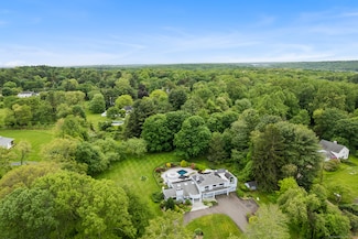 37 Topfield Rd, Wilton, CT 06897