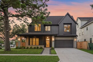 1133 E 7th 1/2 St, Houston, TX 77009