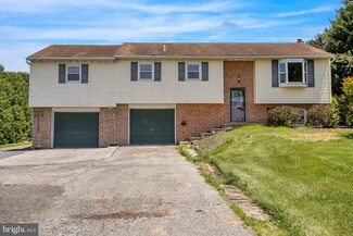 1457 Richmond Rd, Fleetwood, PA 19522