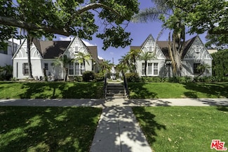 537 N Orange Dr, Los Angeles, CA 90036