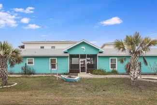325 S 10th St, Port Aransas, TX 78373