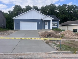 648 Lakeview Ave, Merrimac, WI 53561