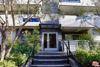 11818 Dorothy St Unit PH4, Los Angeles, CA 90049