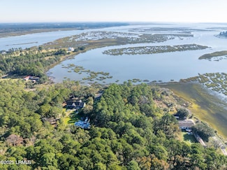 40 Creekmoor Ln, Seabrook, SC 29940
