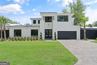616 Neptune Way, Saint Simons Island, GA 31522