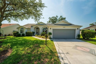 25316 Crestwater Dr, Leesburg, FL 34748