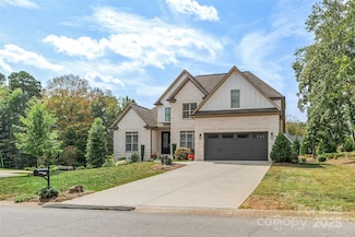 893 Players Ridge Rd, Hickory, NC 28601