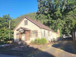 607 Michigan Ave, Orofino, ID 83544