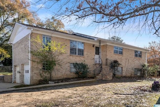 702 Hilltop Rd, Warrior, AL 35180