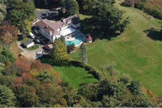 356 Grapevine Rd, Wenham, MA 01984