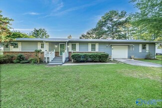 117 Douglas St SE, Hartselle, AL 35640